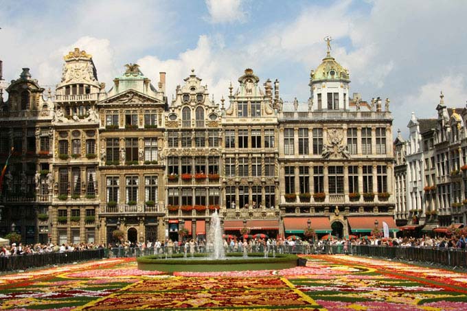 Tour du lịch Châu Âu 3 nước Pháp – Bỉ – Hà Lan 8 ngày 7 đêm